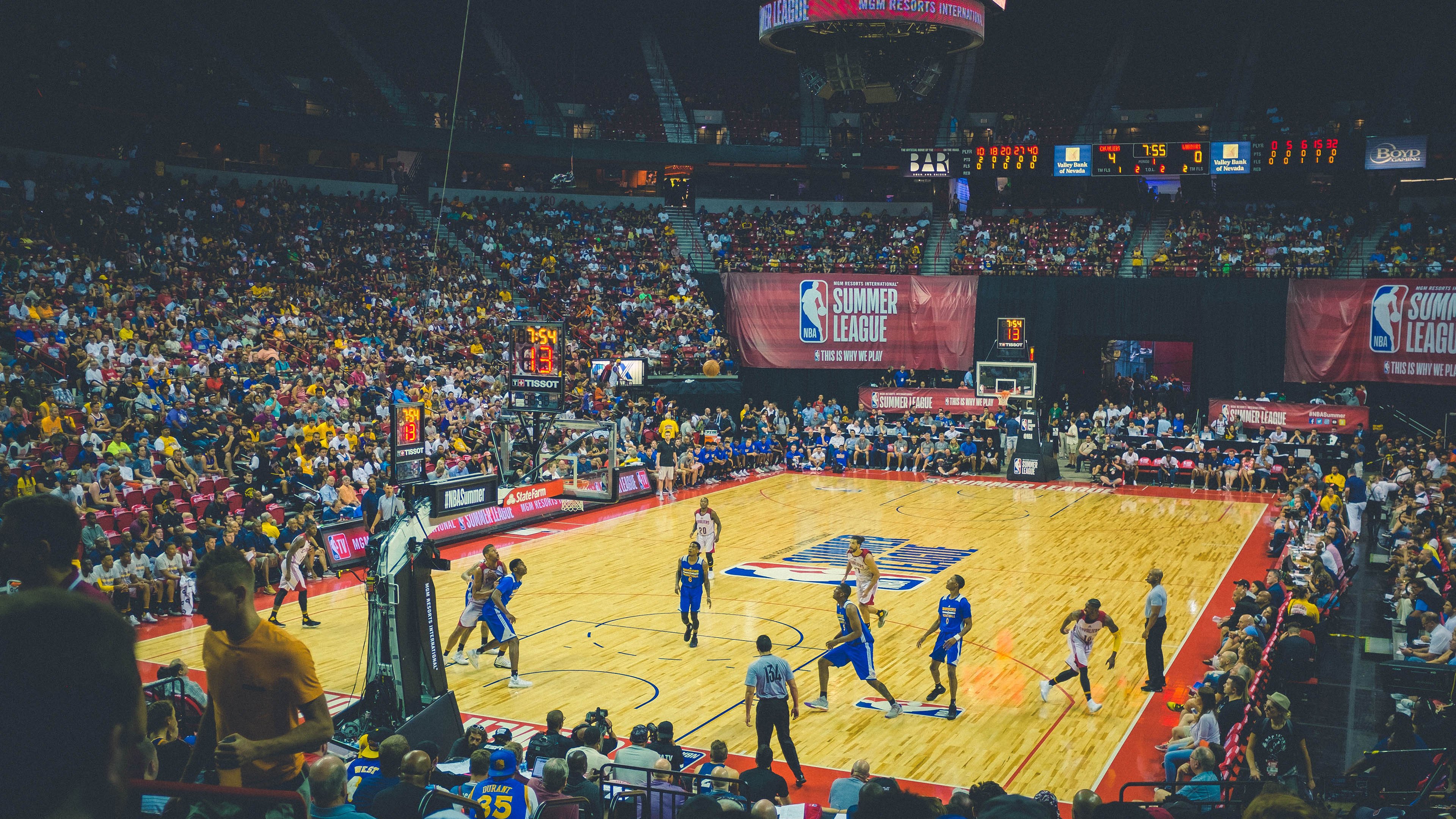 开云体育中国-坎特式接管，从F1赛道到绿茵场，逆袭者如何改写终章